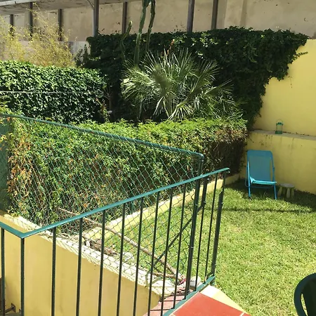 With Private Garden Апартаменты *